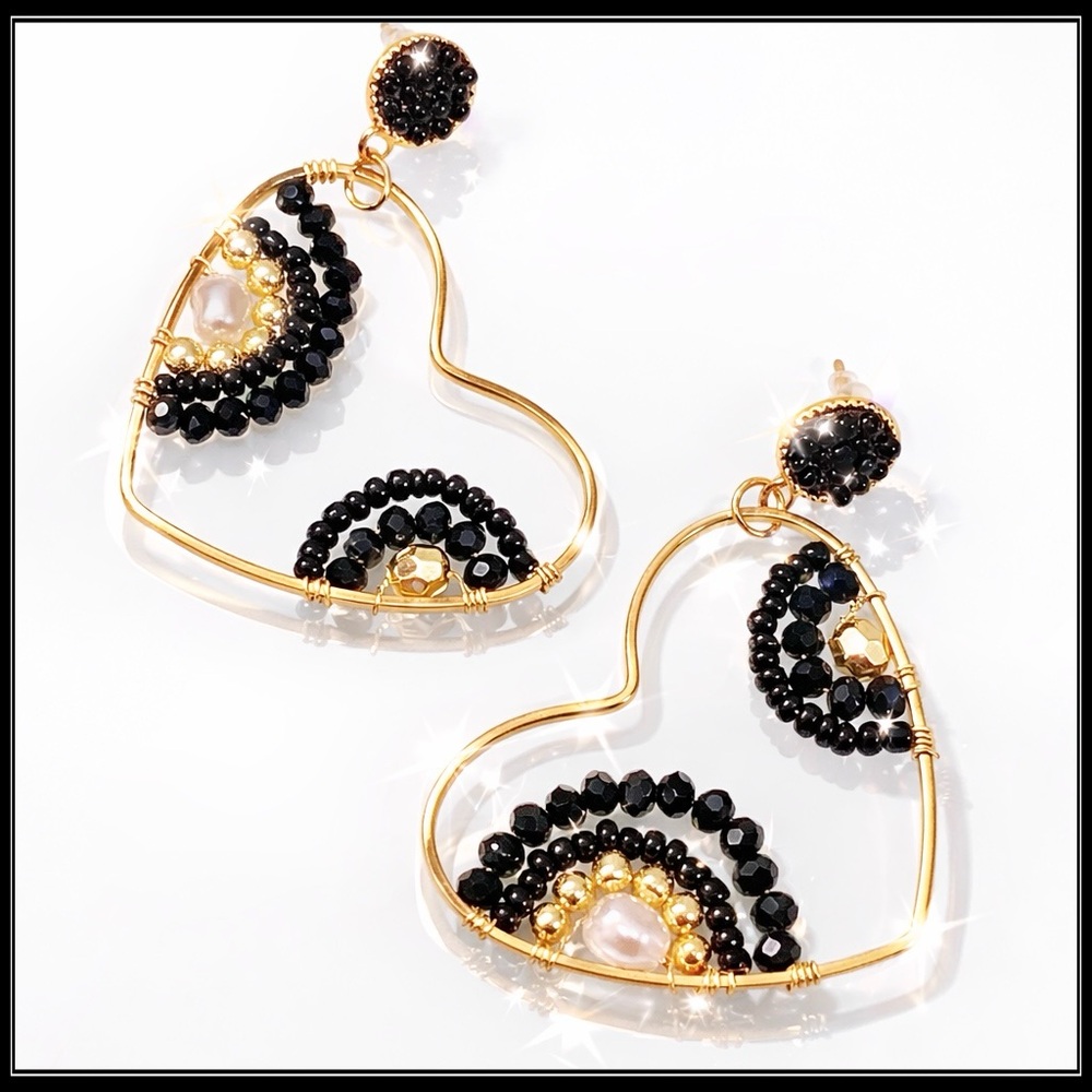 NEW GOLD ONYX & PEARL WIRE WRAP STATEMENT HEART BOHO EARRINGS